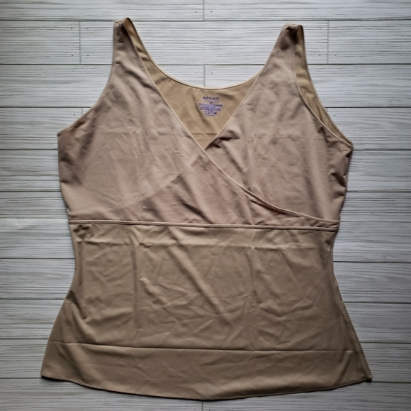 SPANX Hide and Sleek Criss Cross Cami - Picture 3 of 5